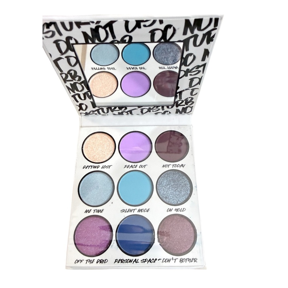 BH Cosmetics Do Not Disturb 9-color eyeshadow palette sealed New Women’s makeup